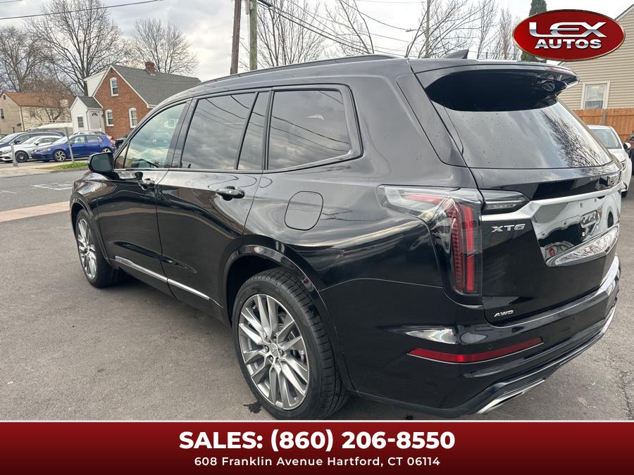 Vehicle image 10 of 46