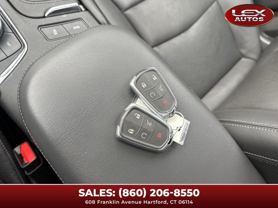 Vehicle image 41 of 46