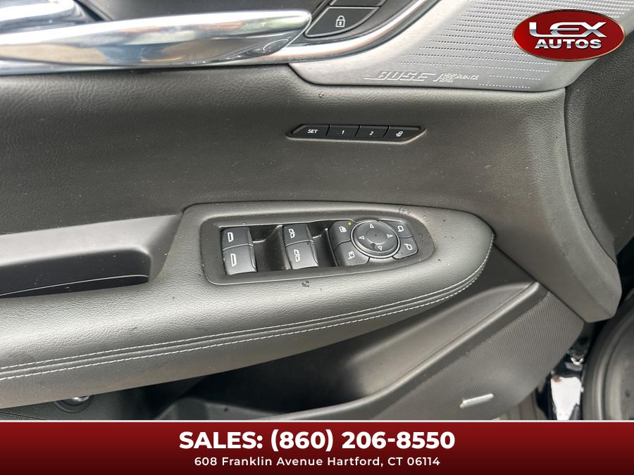 Vehicle image 24 of 46