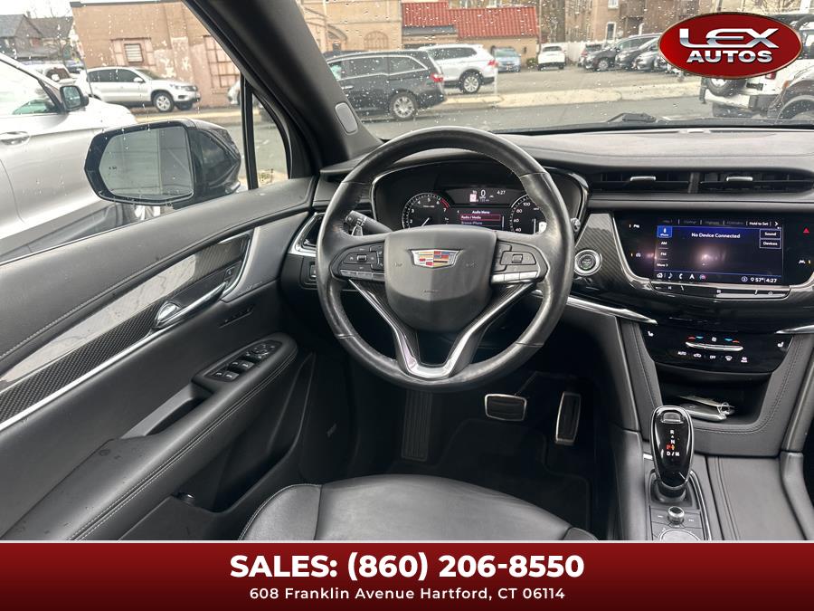 Vehicle image 27 of 46