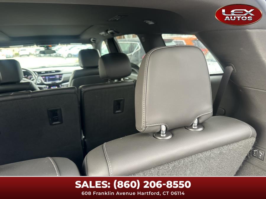 Vehicle image 18 of 46