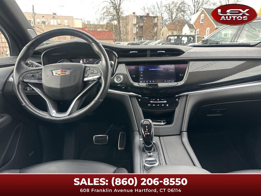 Vehicle image 28 of 46