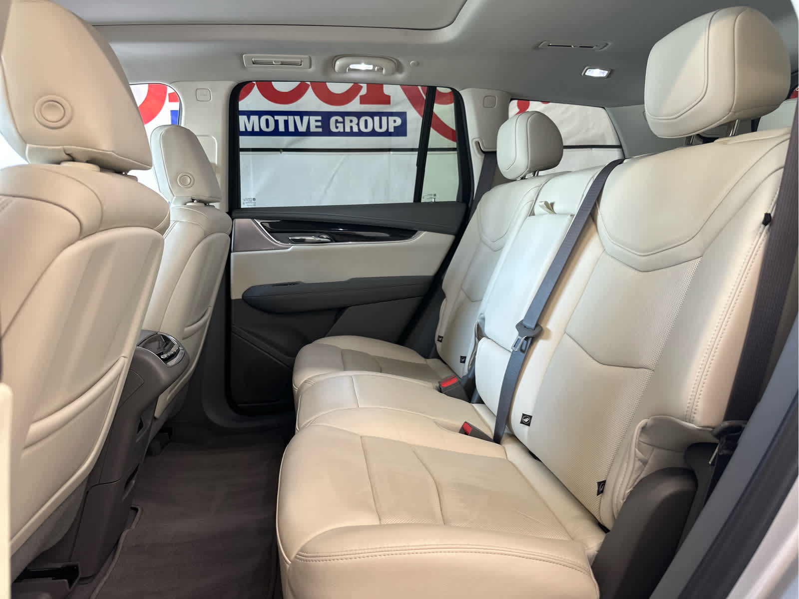 Vehicle image 18 of 62