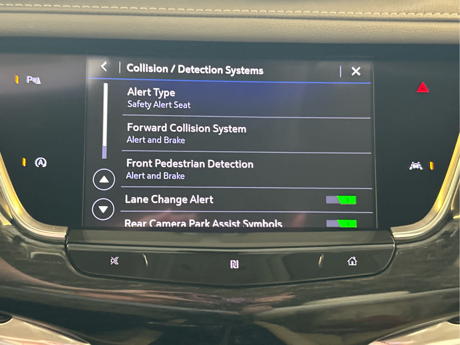 Vehicle image 32 of 62