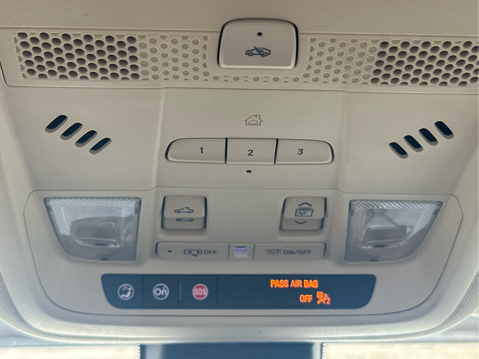 Vehicle image 52 of 62