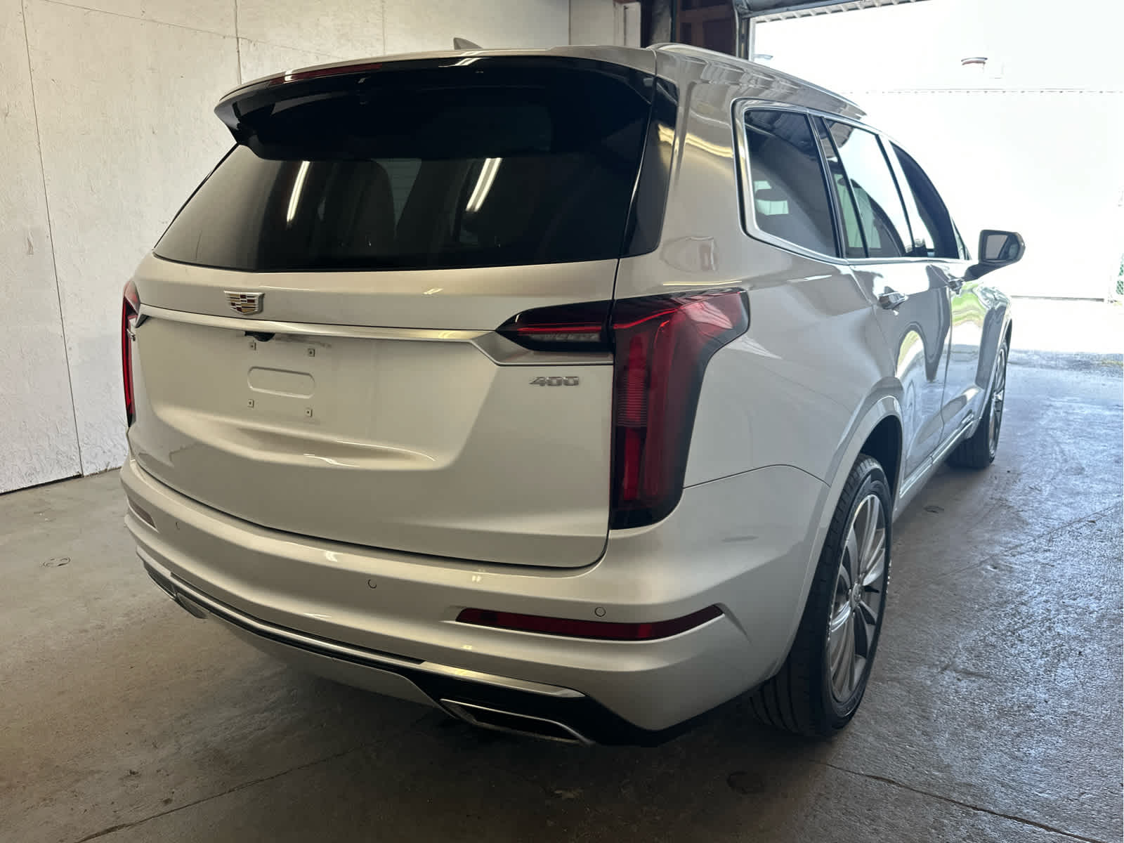 Vehicle image 4 of 62