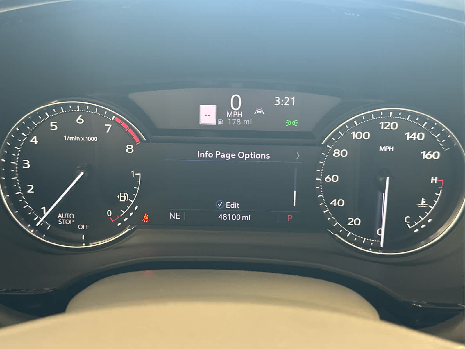 Vehicle image 27 of 62