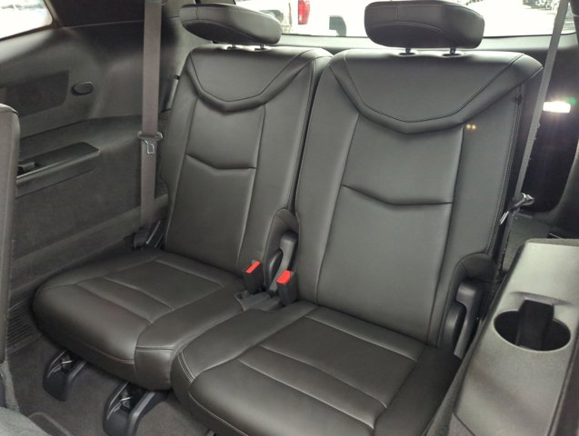 Vehicle image 9 of 33