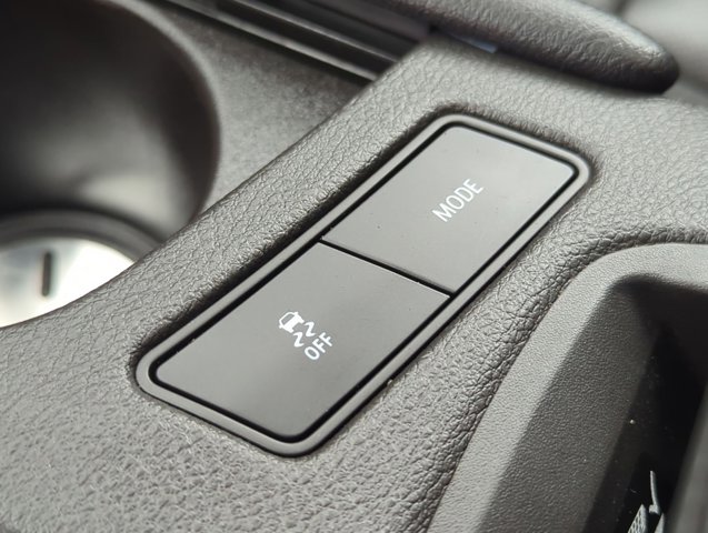 Vehicle image 23 of 33