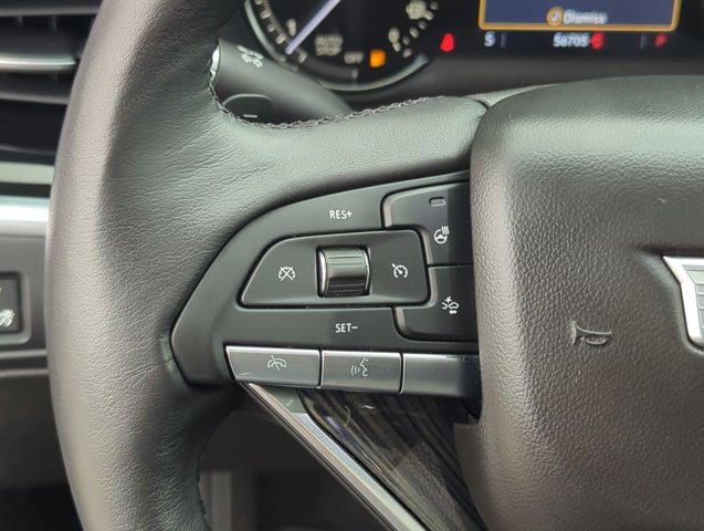 Vehicle image 25 of 33