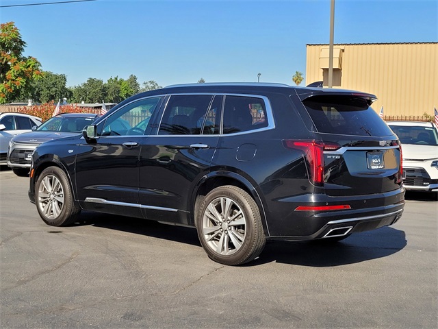 Vehicle image 8 of 27