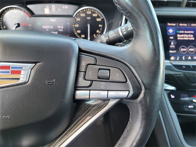Vehicle image 23 of 27