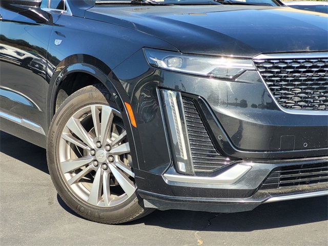 Vehicle image 10 of 27