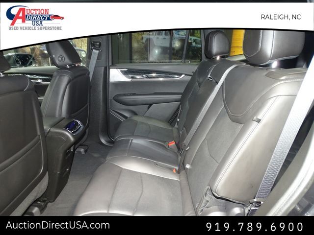 Vehicle image 36 of 48