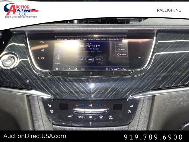 Vehicle image 25 of 48