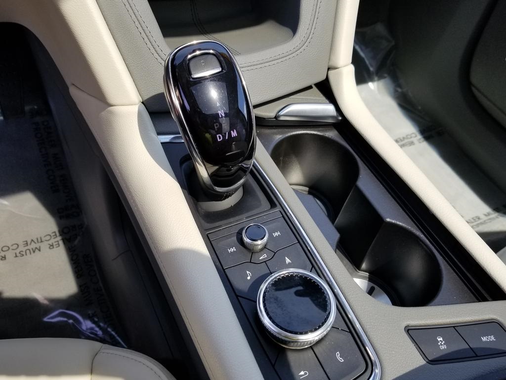 Vehicle image 24 of 30