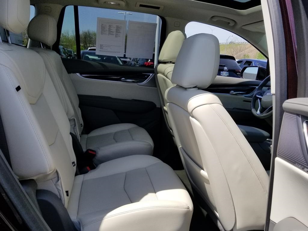 Vehicle image 18 of 30