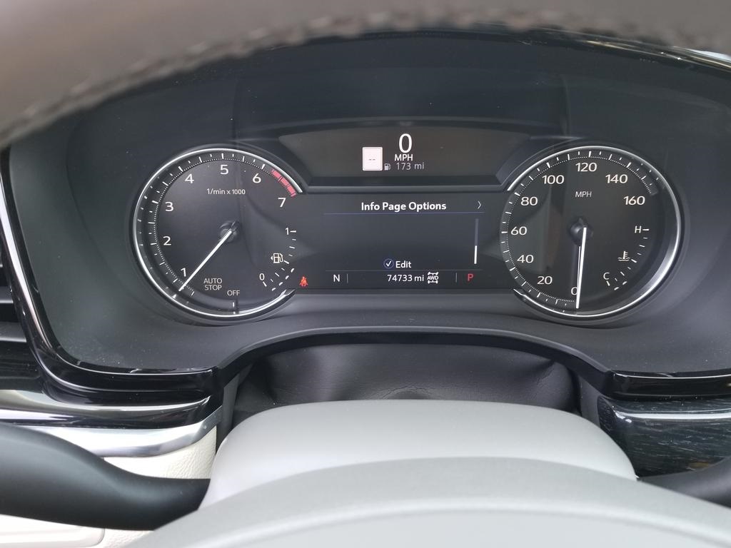 Vehicle image 27 of 30