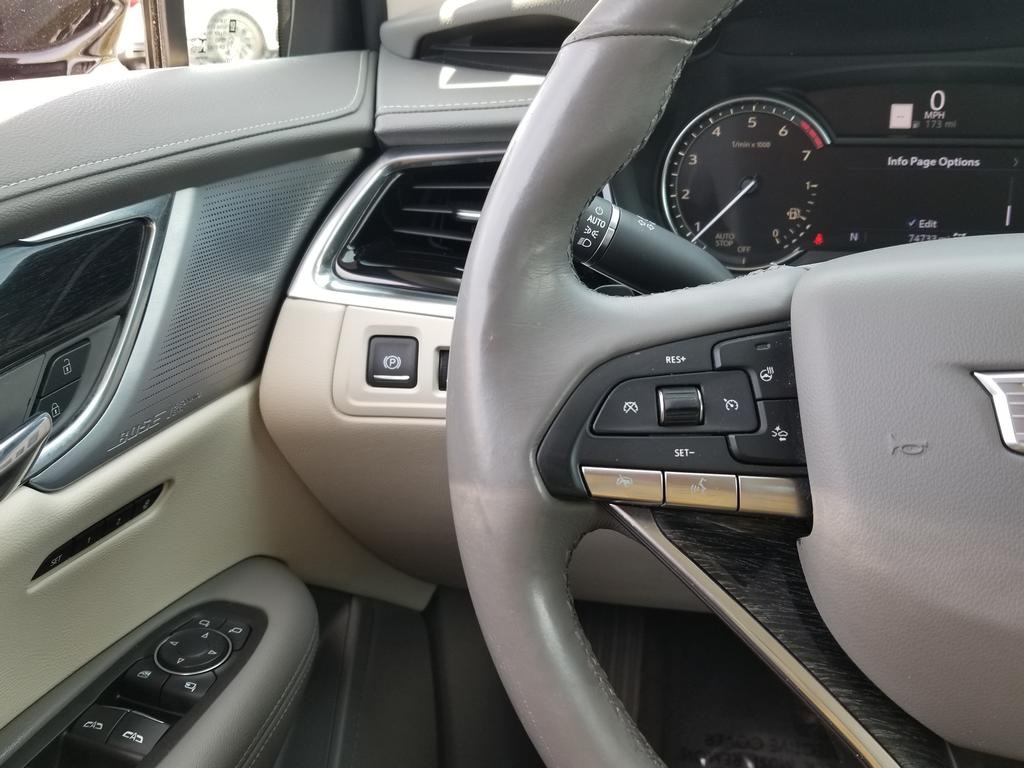 Vehicle image 28 of 30