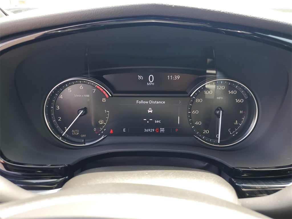 Vehicle image 16 of 33