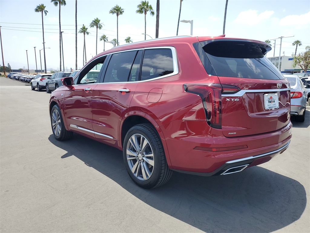Vehicle image 4 of 33