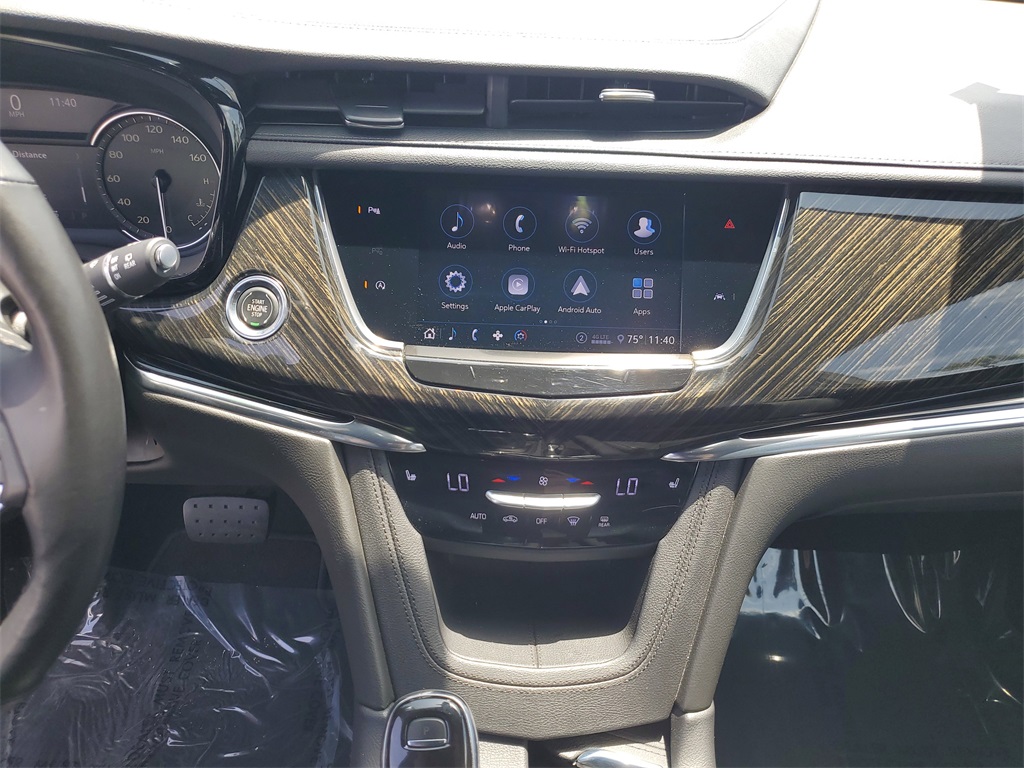 Vehicle image 20 of 33