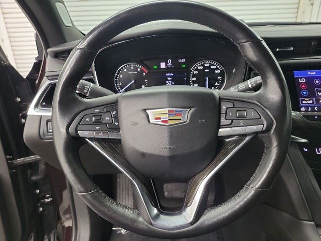 Vehicle image 26 of 33