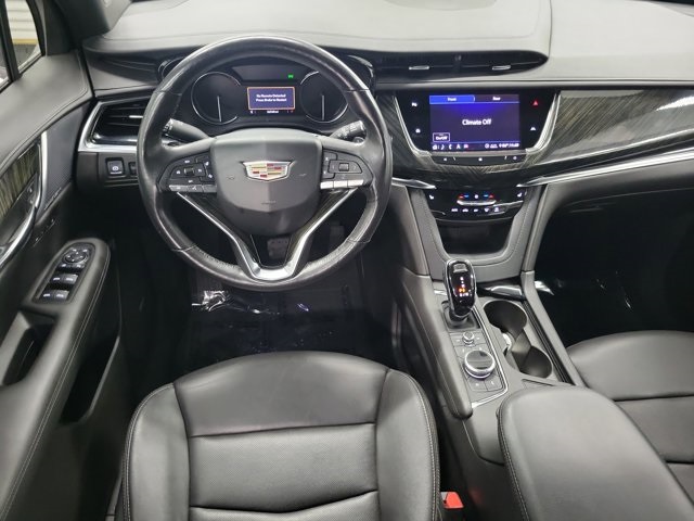 Vehicle image 13 of 33