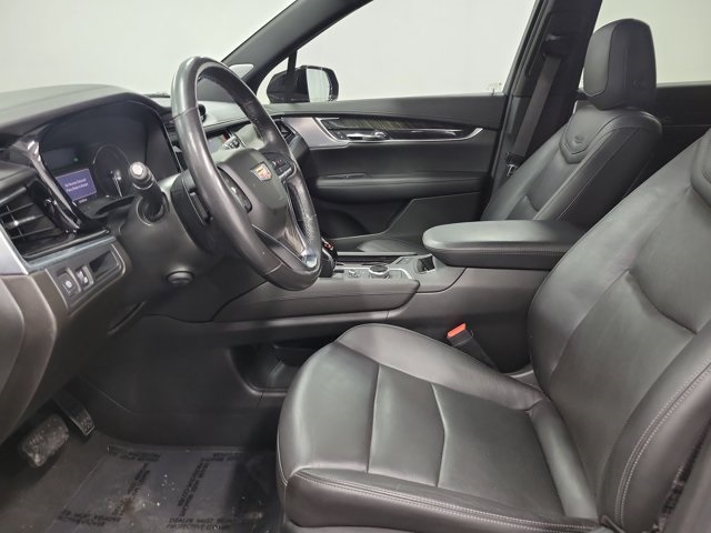 Vehicle image 22 of 33