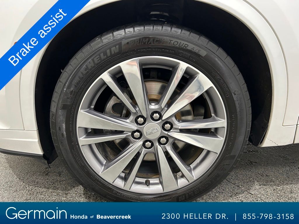 Vehicle image 10 of 36