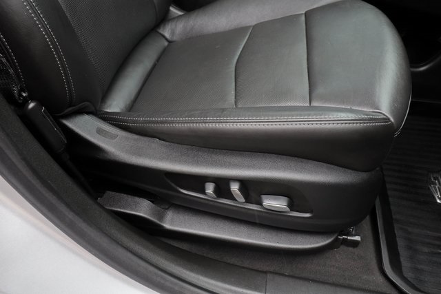 Vehicle image 48 of 84