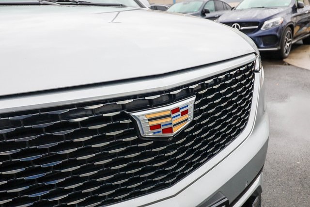 Vehicle image 27 of 84