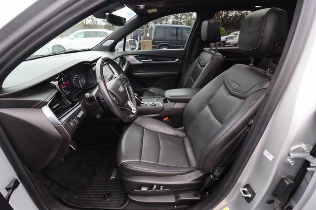 Vehicle image 37 of 84