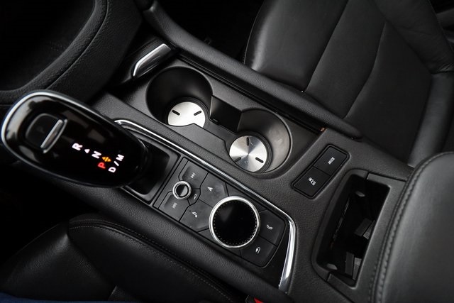 Vehicle image 63 of 84
