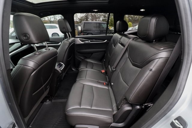 Vehicle image 40 of 84