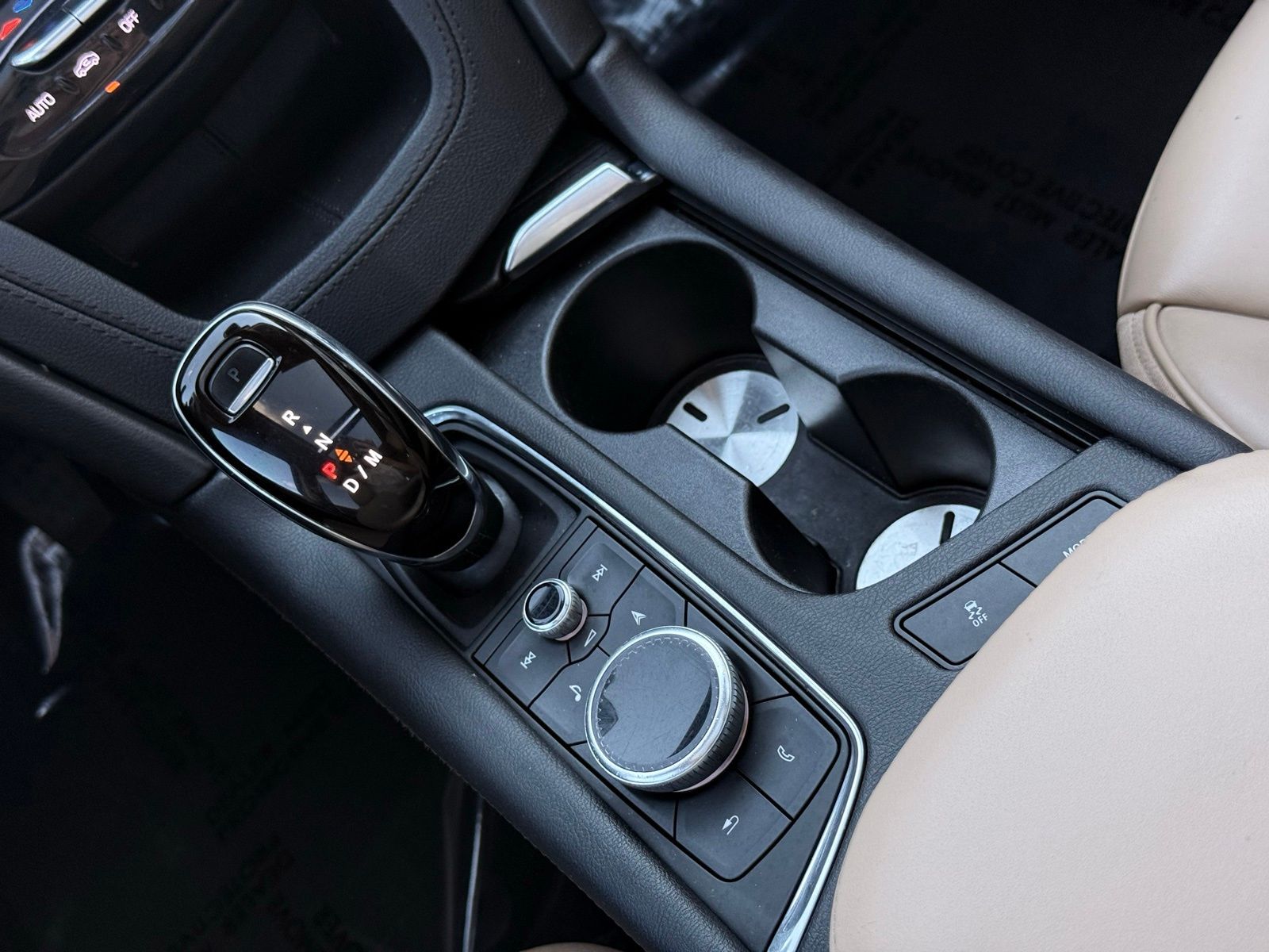 2020 Cadillac XT6 Premium Luxury Image 38 of 50