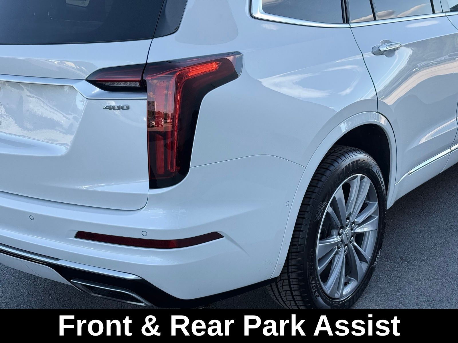 2020 Cadillac XT6 Premium Luxury Image 6 of 50