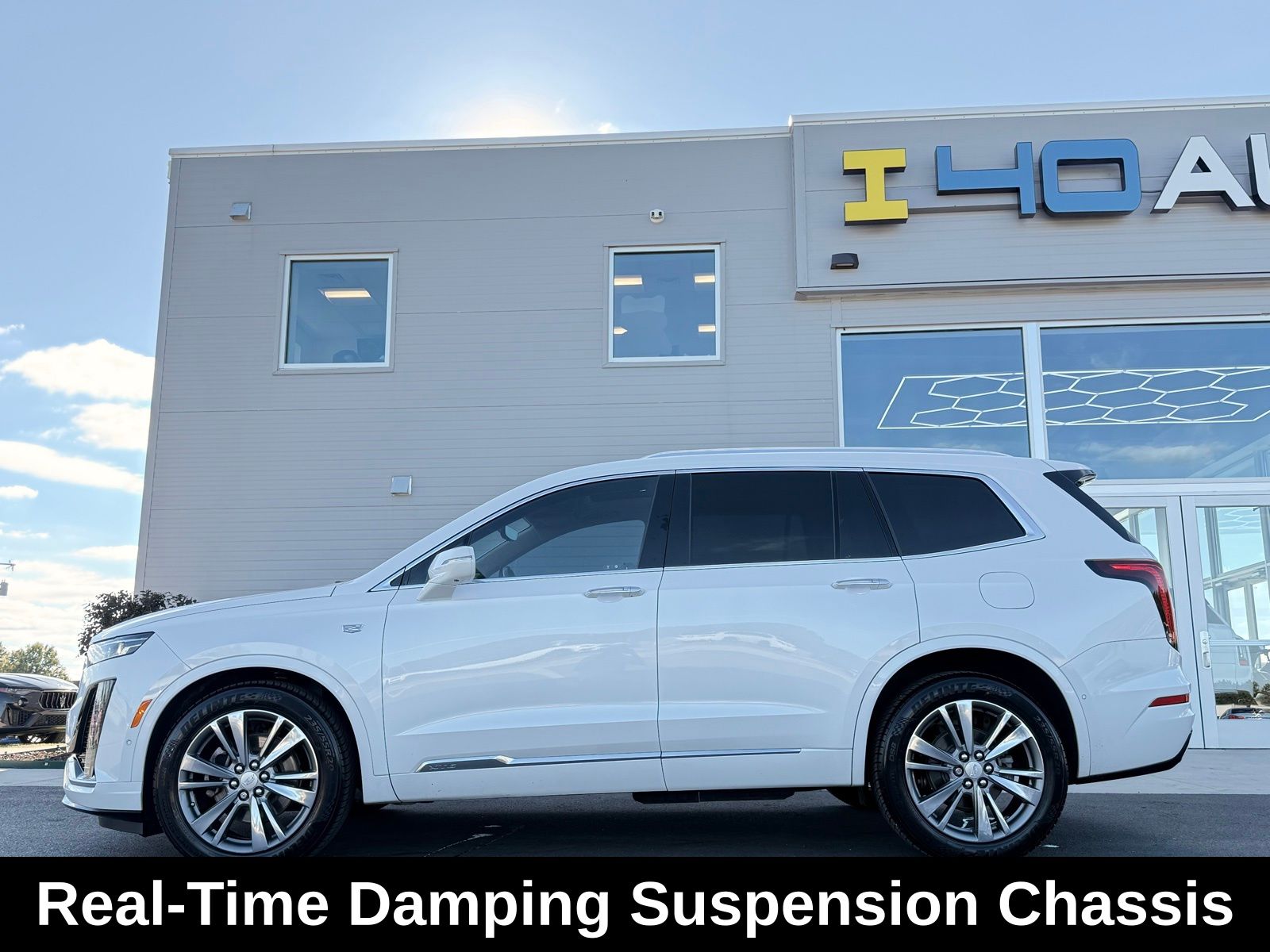 2020 Cadillac XT6 Premium Luxury Image 9 of 50