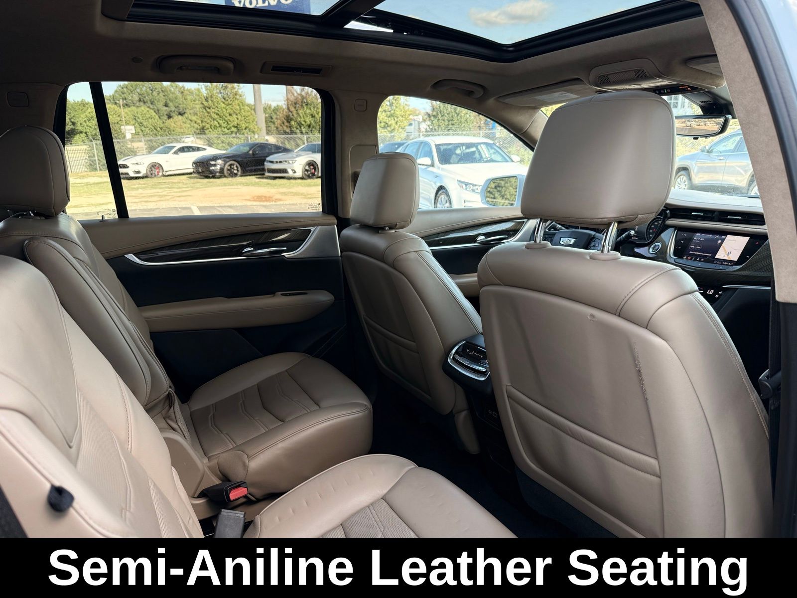 2020 Cadillac XT6 Premium Luxury Image 15 of 50