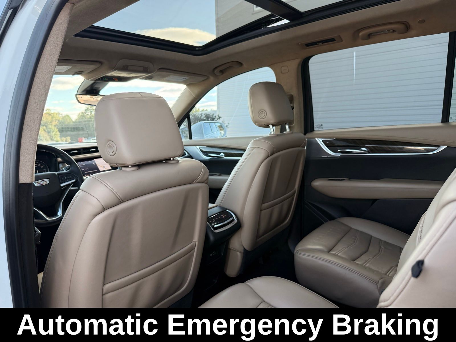 2020 Cadillac XT6 Premium Luxury Image 18 of 50