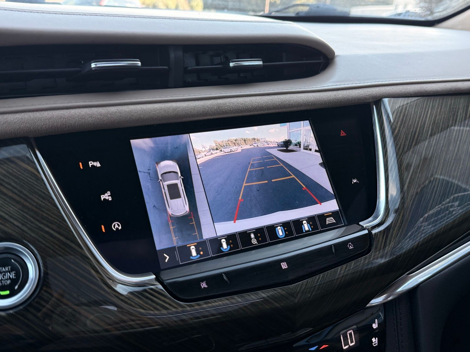 2020 Cadillac XT6 Premium Luxury Image 33 of 50