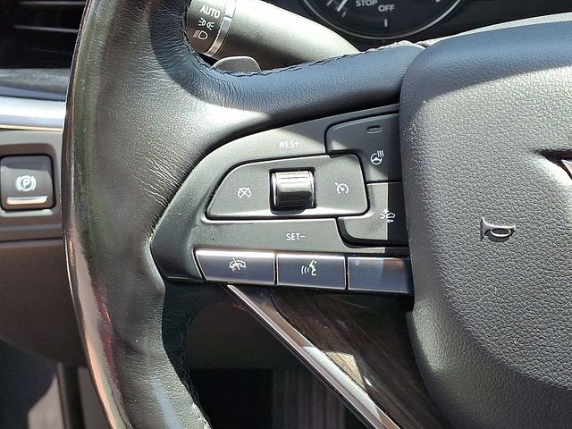 Vehicle image 27 of 40