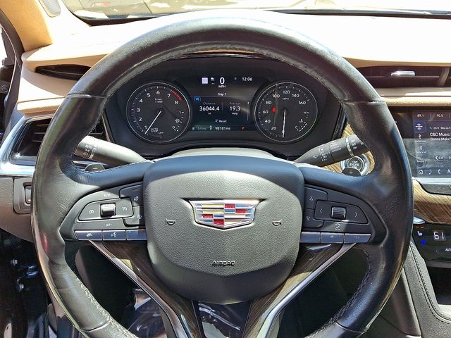 Vehicle image 25 of 40