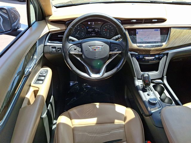 Vehicle image 16 of 40