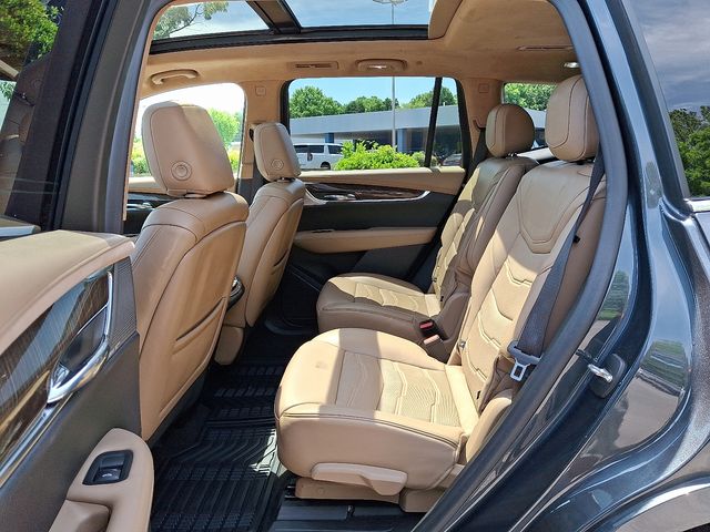 Vehicle image 14 of 40