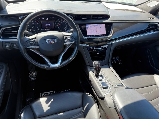 Vehicle image 15 of 21
