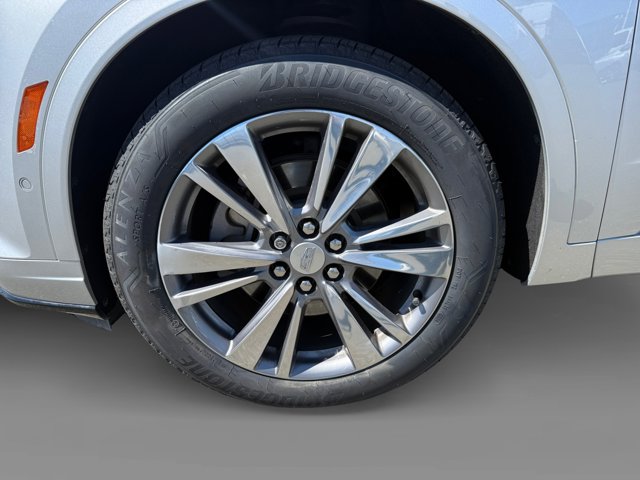 Vehicle image 9 of 21
