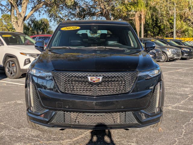 2020 Cadillac XT6 Sport Image 2 of 33