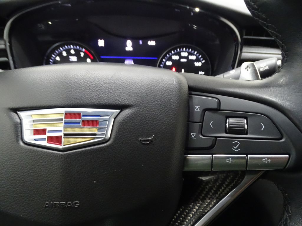 Vehicle image 23 of 44