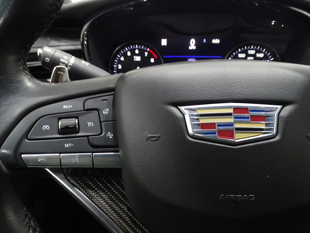 Vehicle image 22 of 44